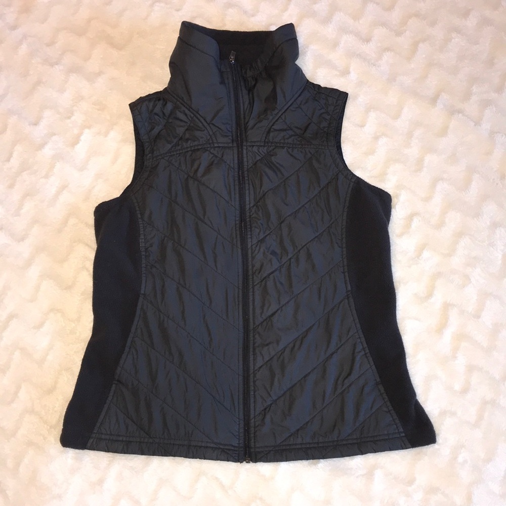 Black Columbia vest